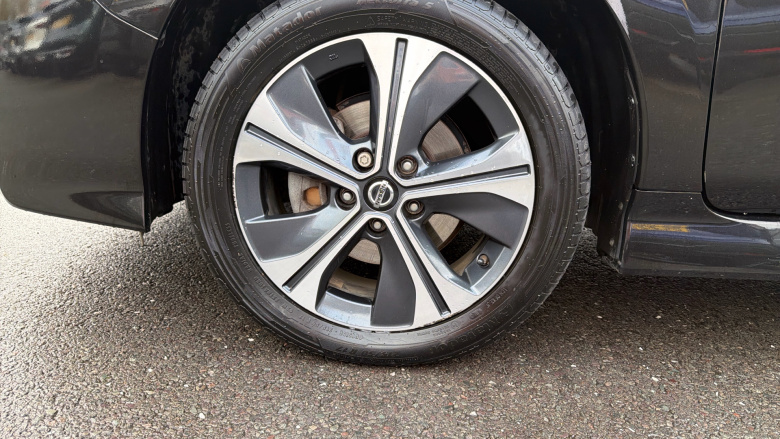 Nissan LEAF 160kW e+ Tekna 62kWh 5dr Auto Electric Hatchback